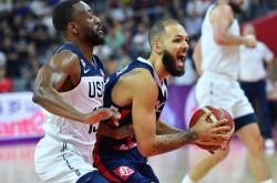 开云APP-浙江队横扫广州队，戈贝尔扛起全队