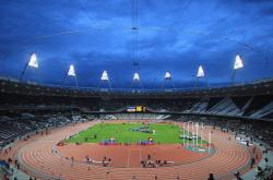 开云官方app入口-那不勒斯的黑魔法与梅西的密码，一场虚构对决中的足球真理