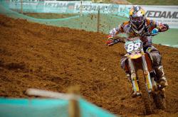 开云平台-红色狂飙，法拉利逆袭梅赛德斯，维斯塔潘上演神级超越