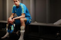 开云体育入口-火与冰，精密体系的意外之美与统治级技艺的永恒光芒