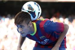 开云体育在线-双线闪耀，逆转史诗与状态烈焰共铸赛场意志