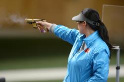 开云下载-激战胜利：射击选手笑迎银牌的简单介绍