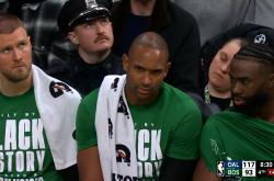 开云体育登录-凯尔特人轻取独行侠，乔治扛起全队