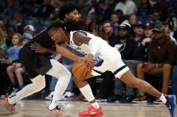 开云体育下载-灰熊横扫凯尔特人，莫兰特绝境逆转