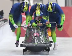 瑞士选手英气勃发，发扬光大夺得金牌高歌