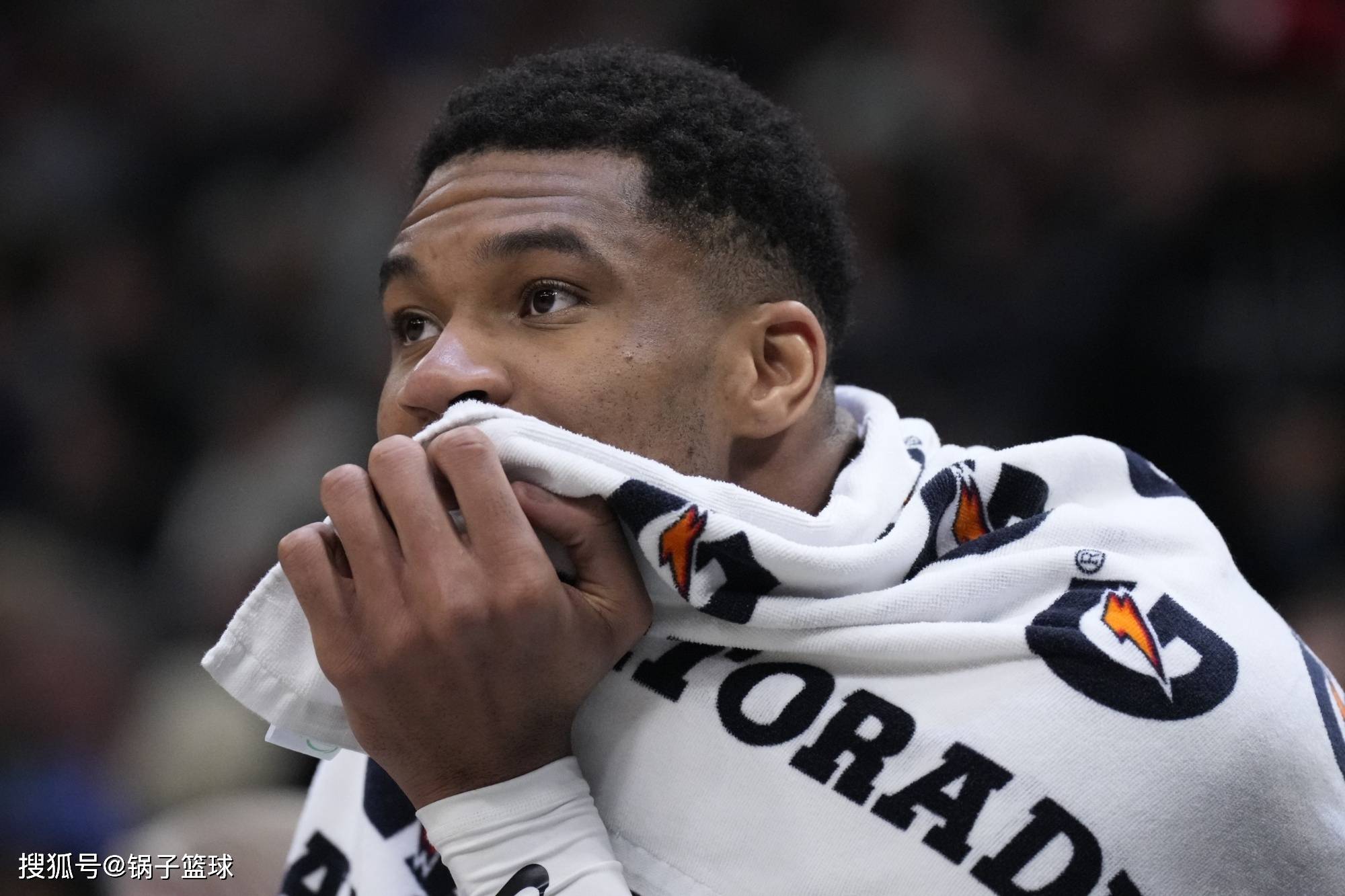 独行侠不敌鹈鹕,三连败收官 独行侠不敌鹈鹕,三连败收官