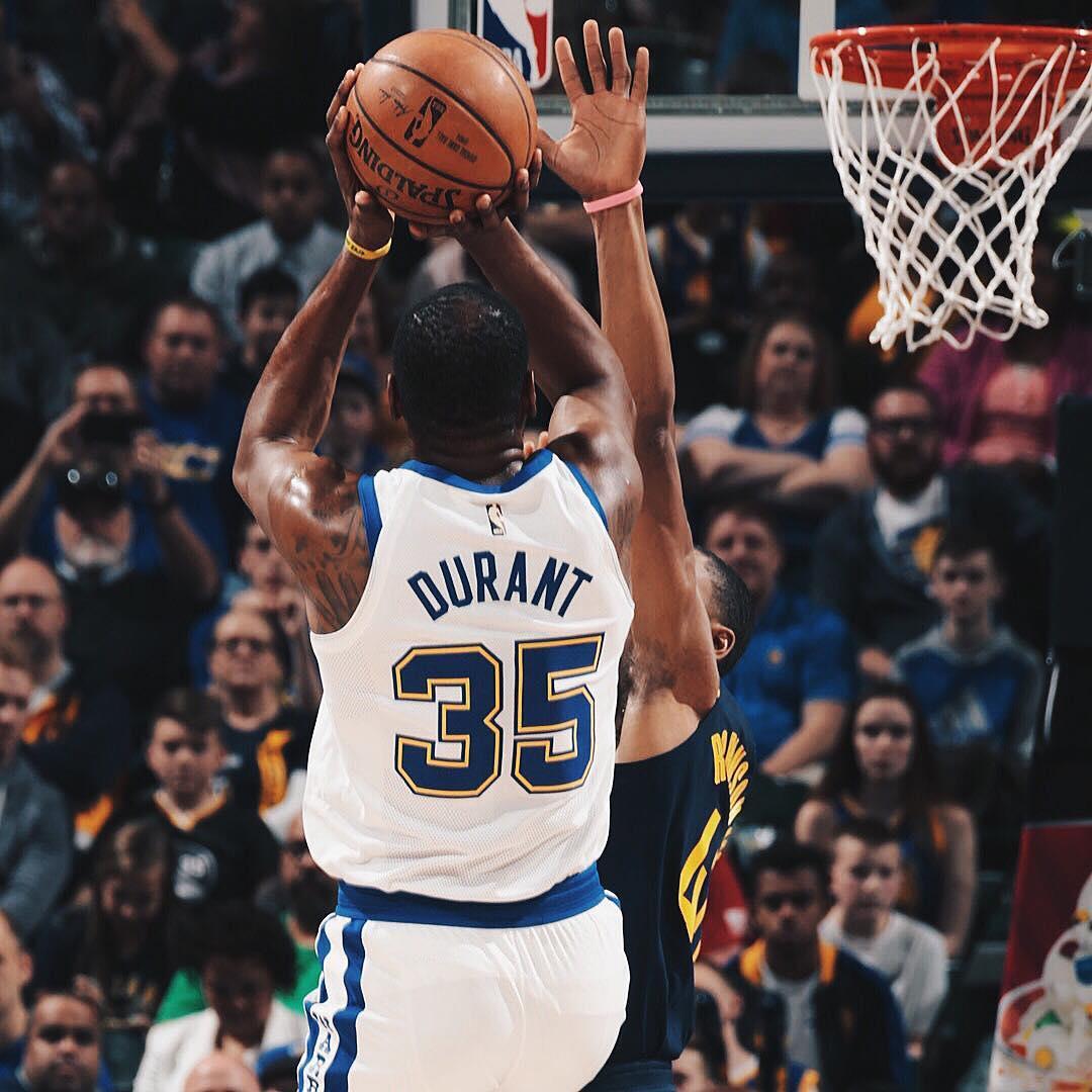 包含开拓者队连续击败强队，备战季后赛信心满满的词条