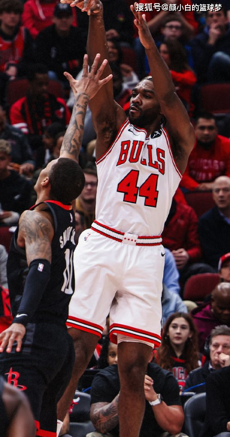 关于深圳队险胜火箭,武切维奇关键制胜的信息 关于深圳队险胜火箭,武切维奇关键制胜的信息