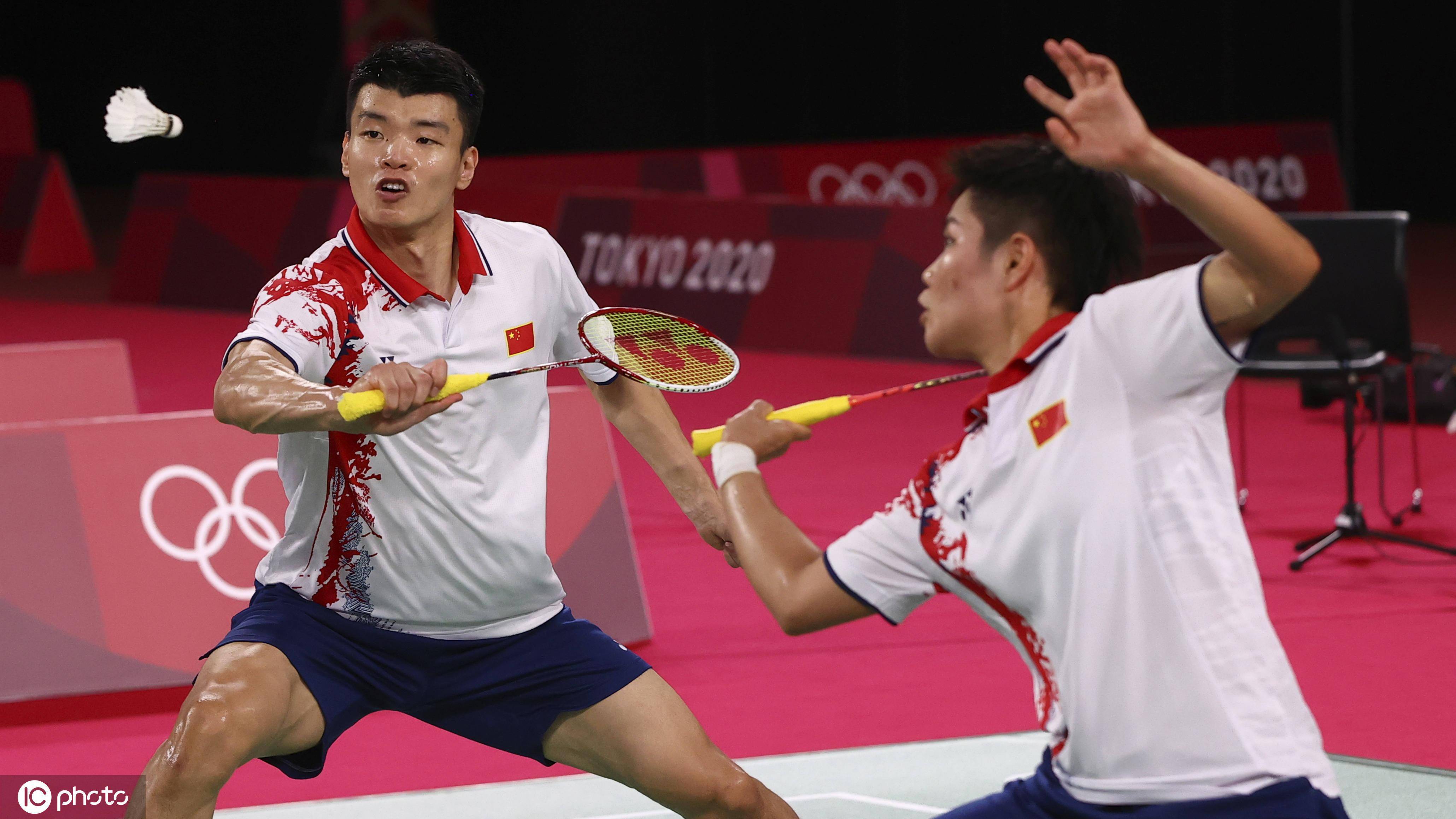 包含日本队力克韩国队,黄鸭组合扛起全队的词条 包含日本队力克韩国队,黄鸭组合扛起全队的词条