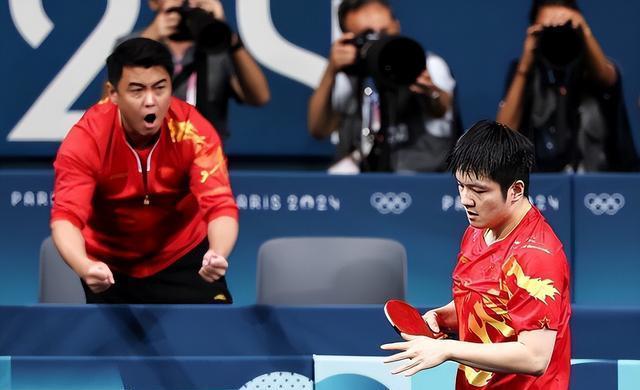 韩国队鏖战德国队，王皓扛起全队