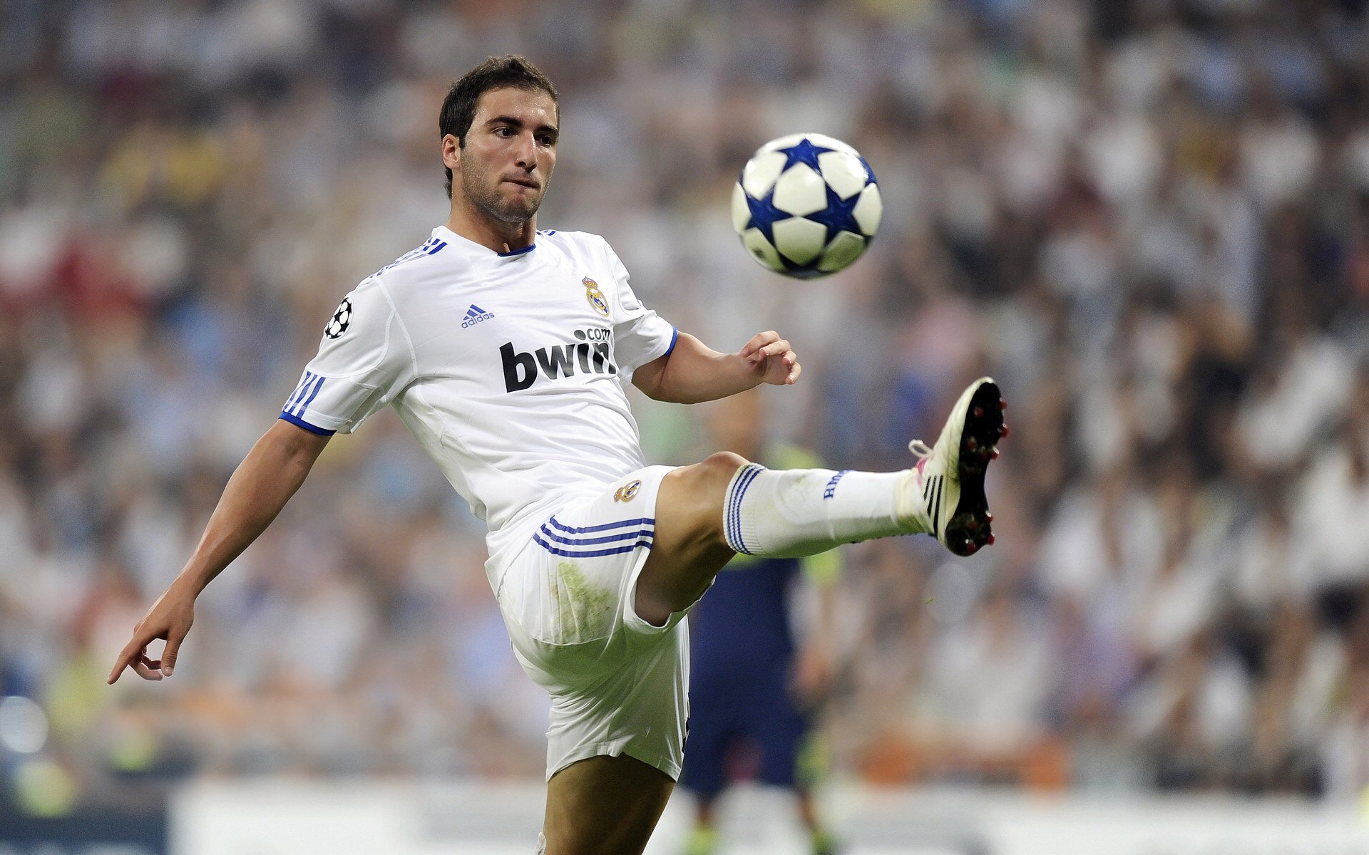 冰与火，戈麦斯单节蓝色寒颤如何冻结切尔西王朝？