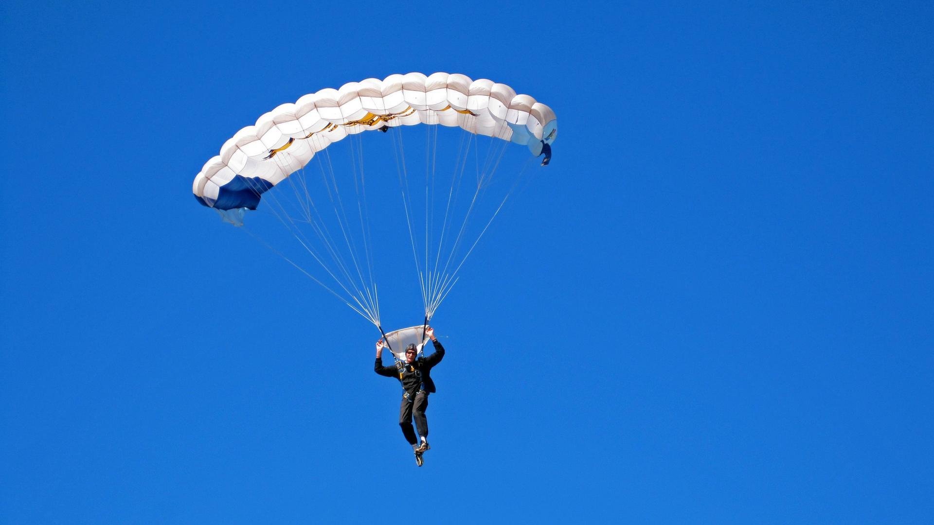 秋风扫落叶！孙铭徽狂舞撕裂蜀军，广厦赛季全胜四川彰显霸主底蕴