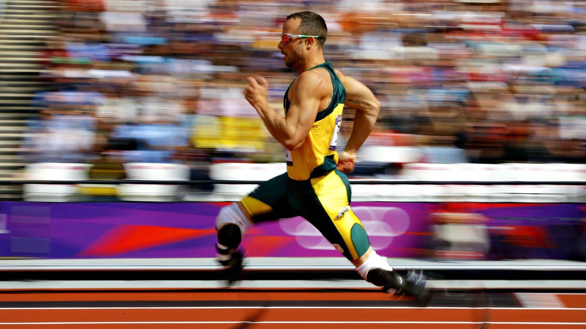 赛道上的冰与火之歌,威廉姆斯剑走偏锋的胜利与皮亚斯特里灼热的未来